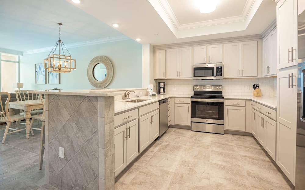 Phoenix Gulf Towers 1407 3 Bedroom Condo by RedAwning - photo 12