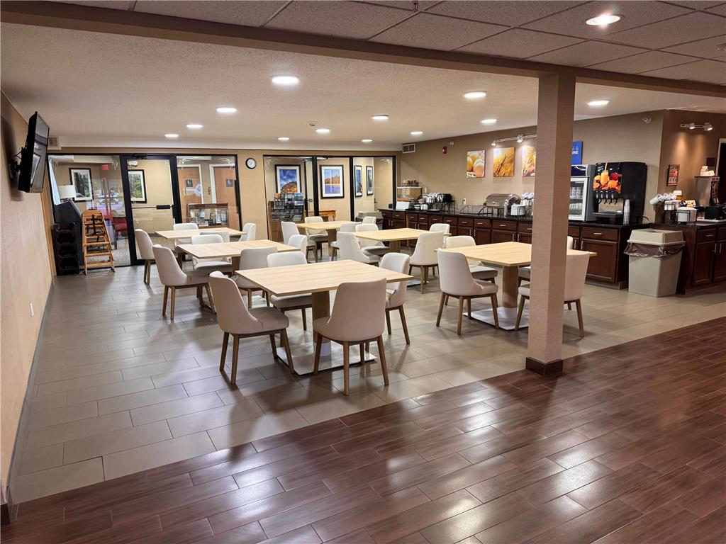 Comfort Inn & Suites Black River Falls I 94 - photo 36