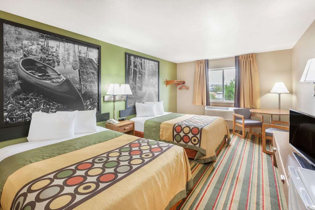 Super 8 by Wyndham Grayling - photo 9
