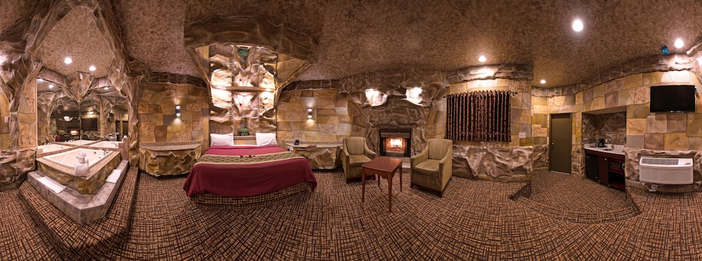 Inn of the Dove Romantic Suites with Jetted Tub & Fireplace - photo 26