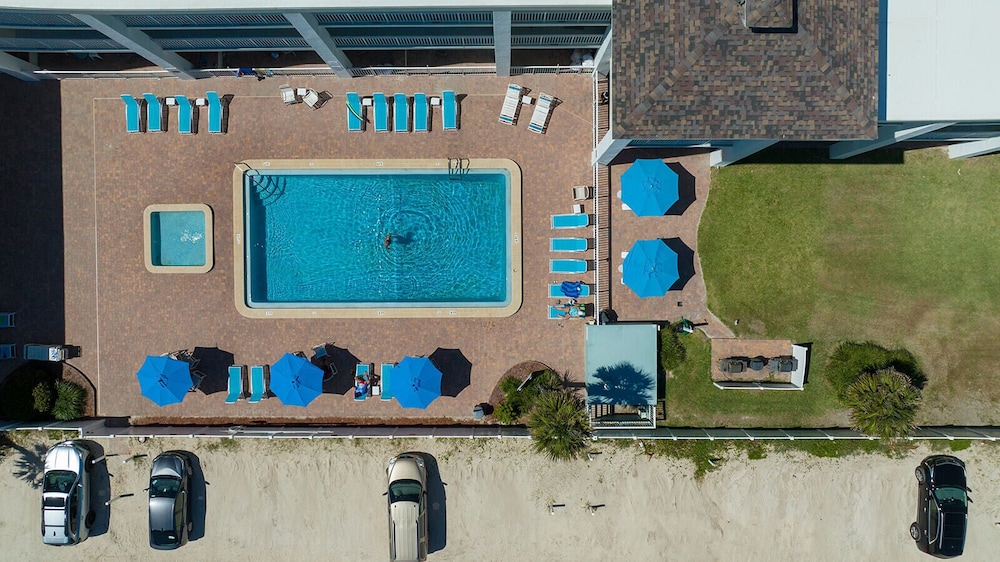 Coastal Waters Inn - photo 166