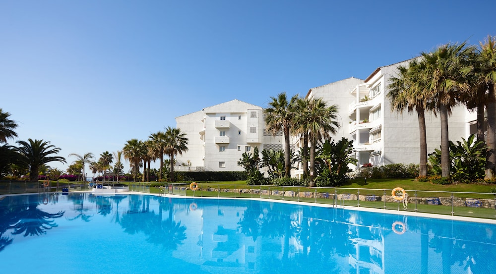 Livescape Playa Roc o in Marbella, Spain