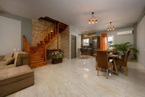 Anastasia & Filippos house — 4-Star Luxury Hotel in Agios Matthaios, Greece