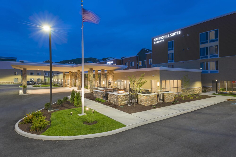 SpringHill Suites by Marriott Fishkill - photo 4