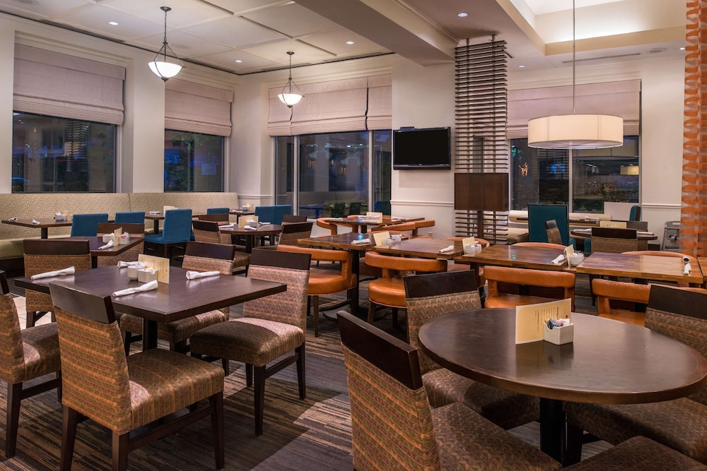 Hilton Garden Inn Baltimore White Marsh - photo 34