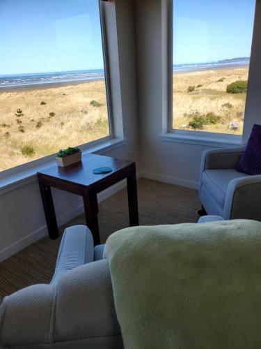 Moonstone Beach Motel - photo 12
