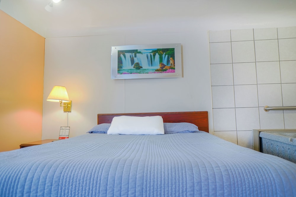 Bay Motel By Oyo Bay City - photo 9