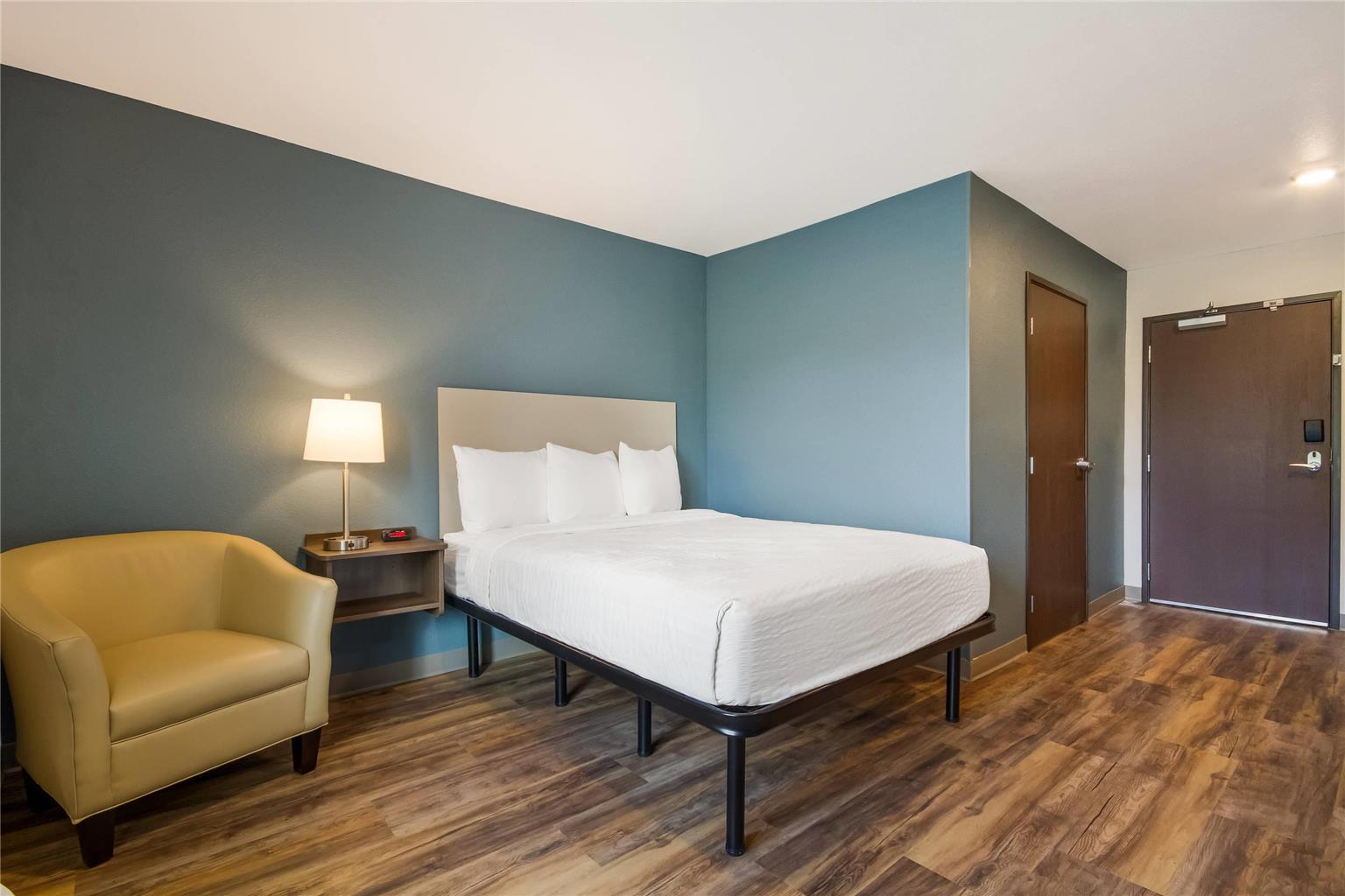 Woodspring Suites Panama City Beach - photo 7