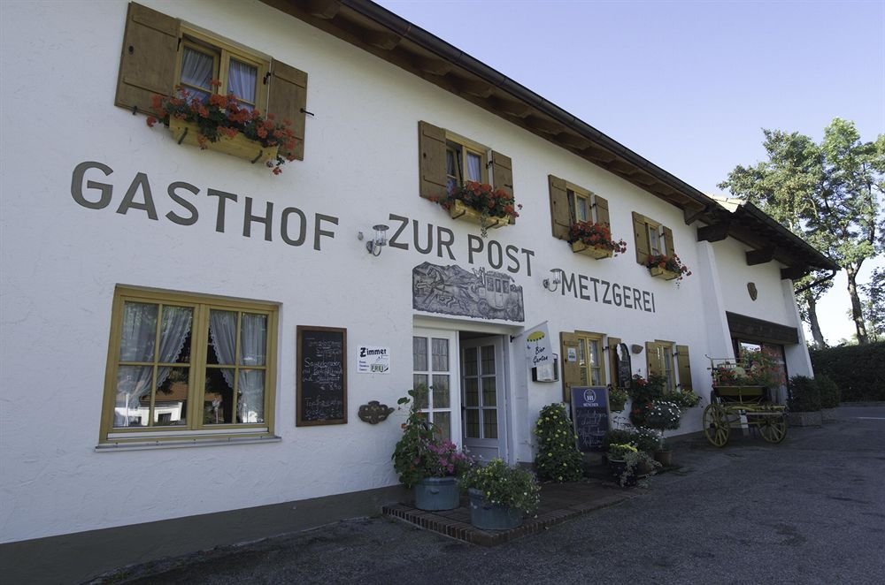Landhotel und Gasthof Kirchberger pet-friendly hotel Wildsteig