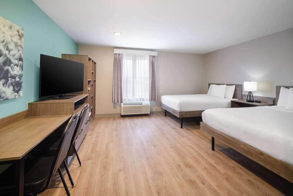 ECHO Suites Richmond West Extended Stay by Wyndham - photo 18