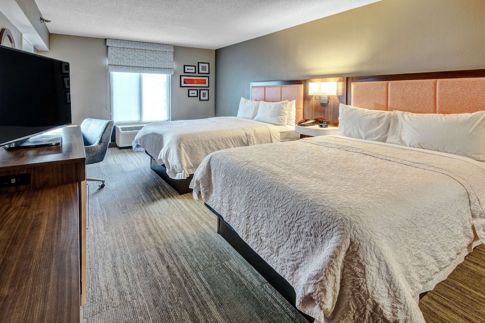 Hampton Inn Elizabeth City - photo 11