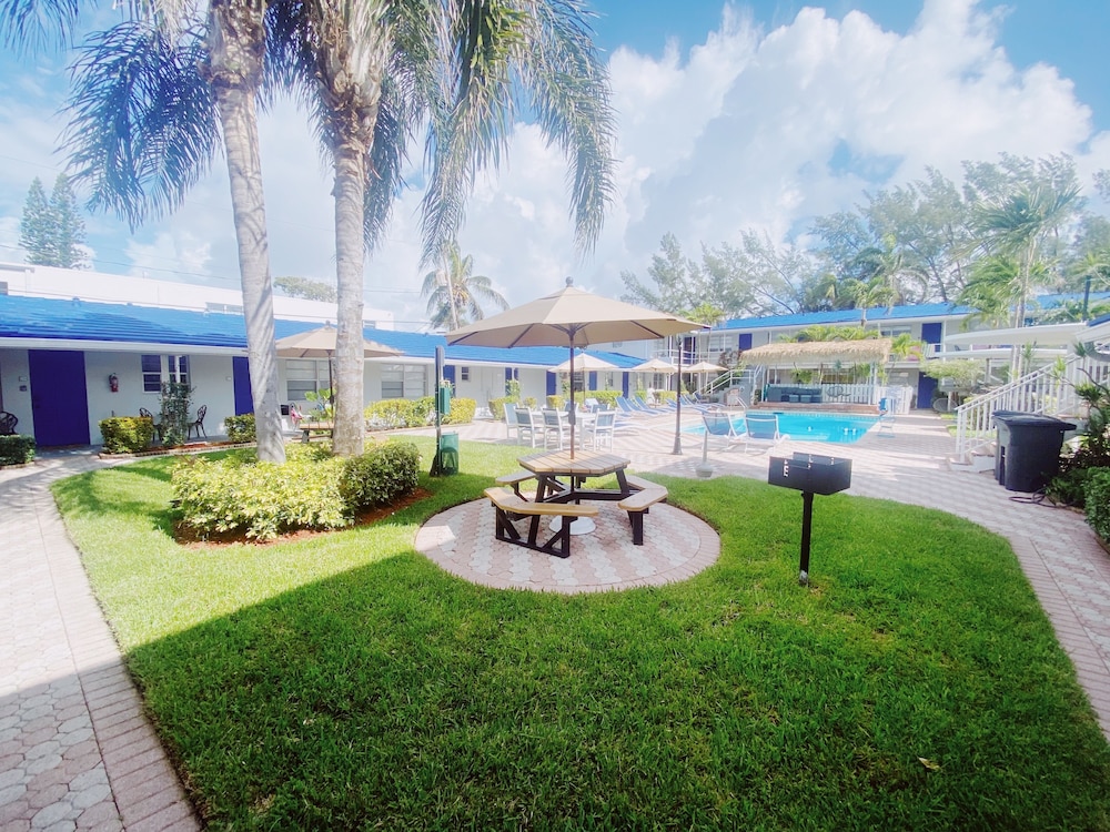 Sea Steps Suites - photo 47