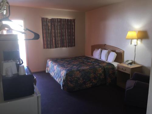 Avalon Motel - photo 9