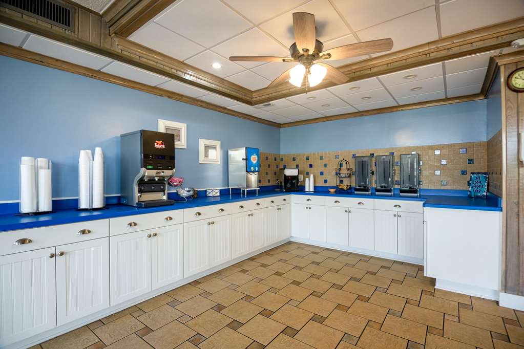 Travelodge by Wyndham Outer Banks Kill Devil Hills - photo 16