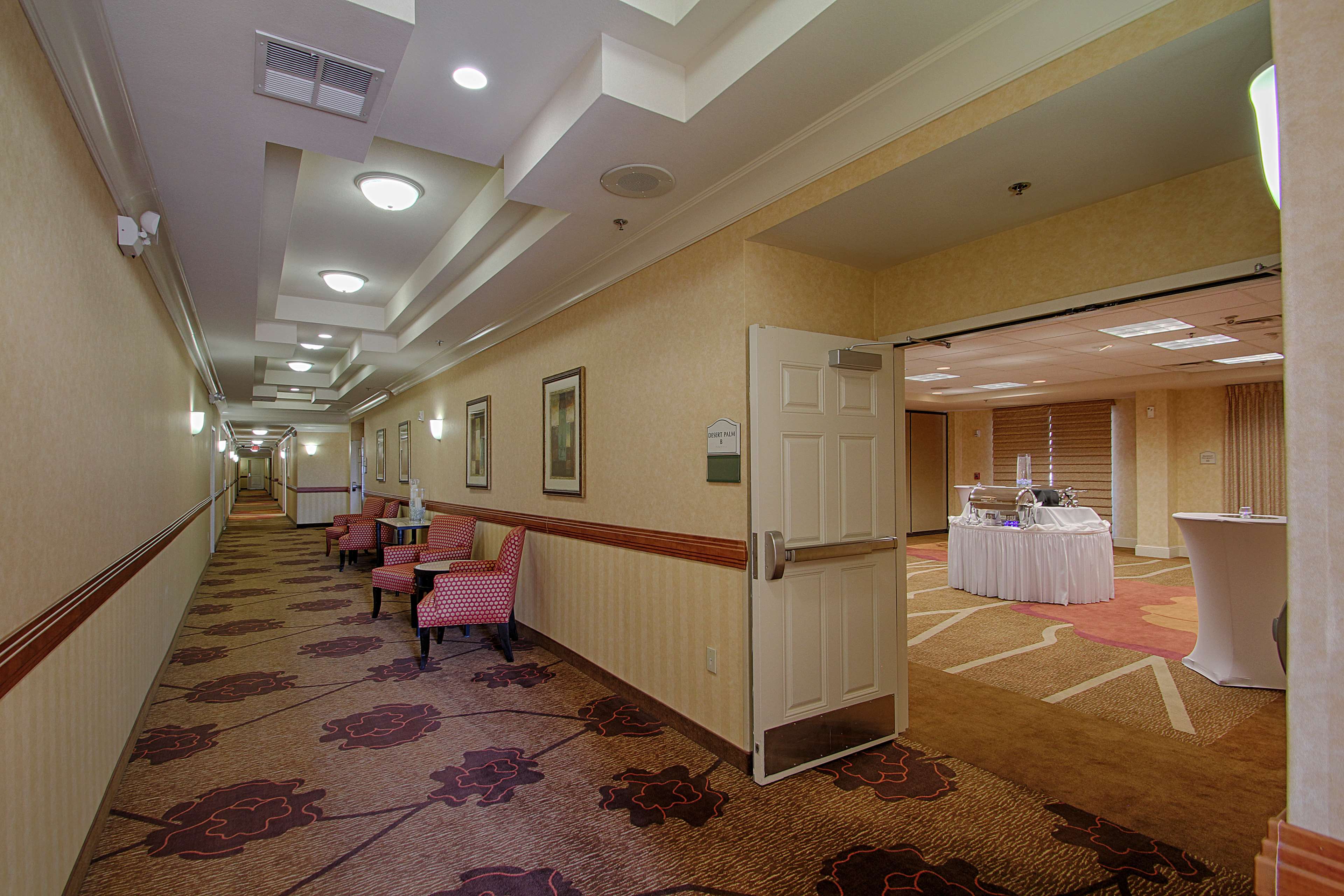 Hilton Garden Inn Las Vegas Strip South - photo 30