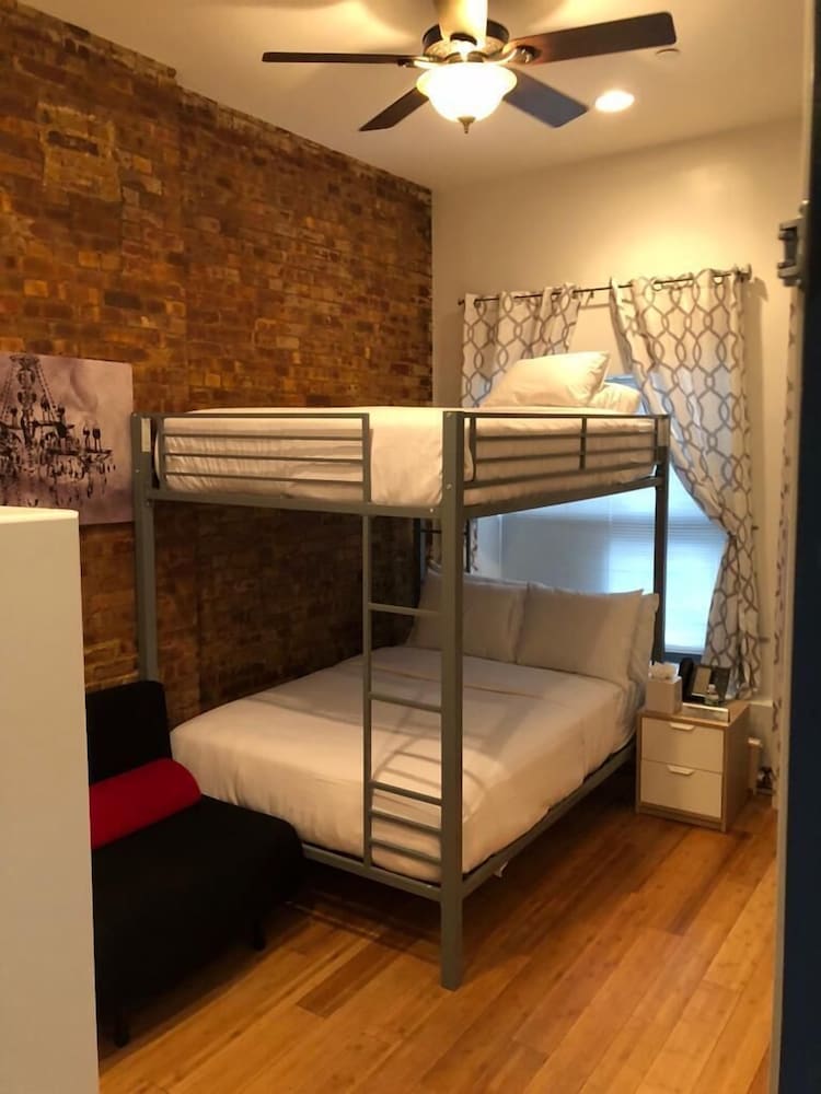 Chelsea Inn - photo 26