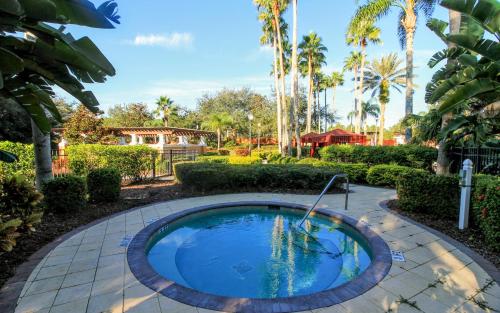 Solana Resort Luxe Villa All Day Sun Pool Deck and Spa - photo 24