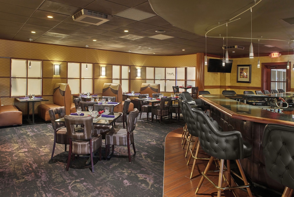 DoubleTree by Hilton Akron Fairlawn - photo 53
