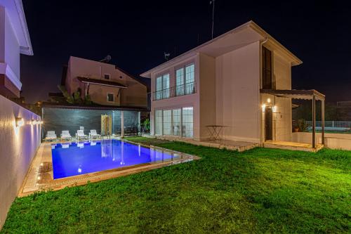 Near By The Land Of Legends Private Pool Villa Larisa — 4-Star Luxury Hotel in Belek, Turkey