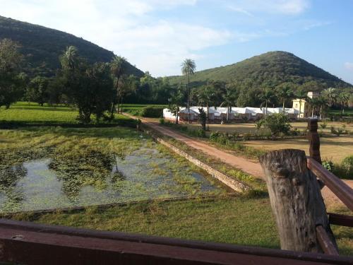 Ummaid Bagh Resort - carbon neutral hotel in Bundi
