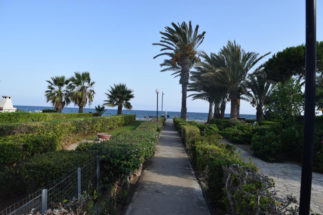 Pampering Beach Dream a Stunning Luxury Retreat at Yialos Village in Larnaca, Cyprus