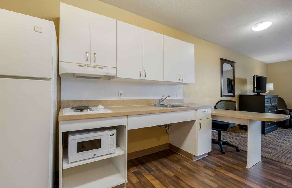 Extended Stay America Suites Chicago Gurnee - photo 18