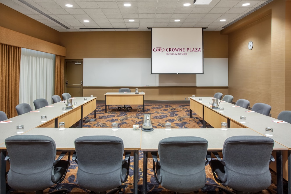 Crowne Plaza Minneapolis West by IHG - photo 64