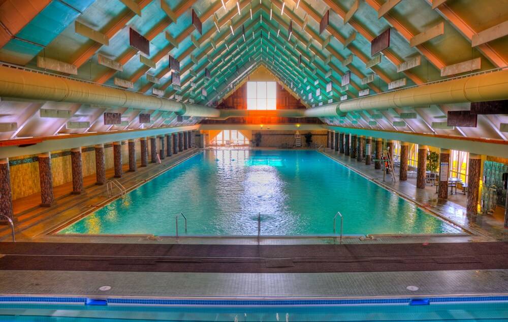 Fairmont Hot Springs Resort - photo 5