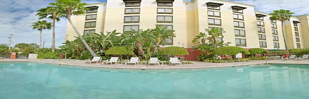 SpringHill Suites by Marriott Tampa Westshore Airport - photo 22
