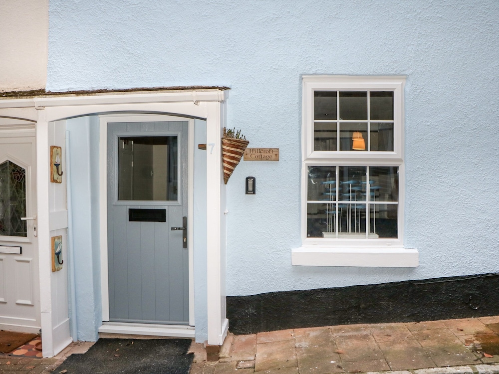 Hillcroft Cottage — 4-Star Luxury Hotel in Teignmouth, United Kingdom