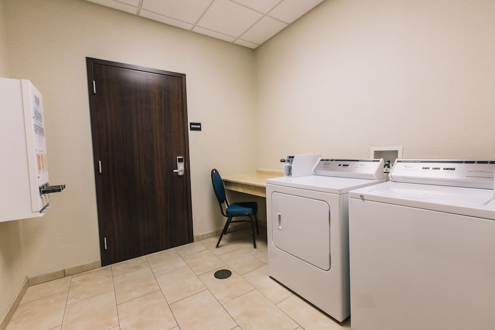Hampton Inn & Suites Effingham - photo 71