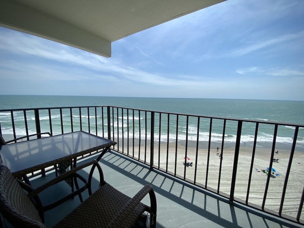Royal Garden Resort 602 2 Bedroom Condo by RedAwning - photo 22