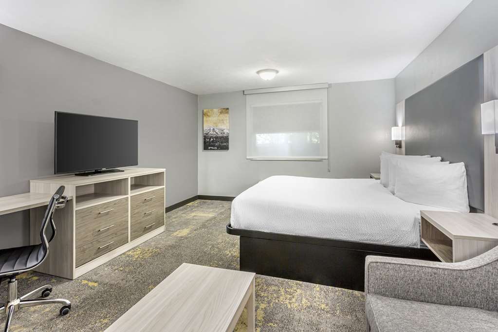 Best Western Plus Weston Inn - photo 28