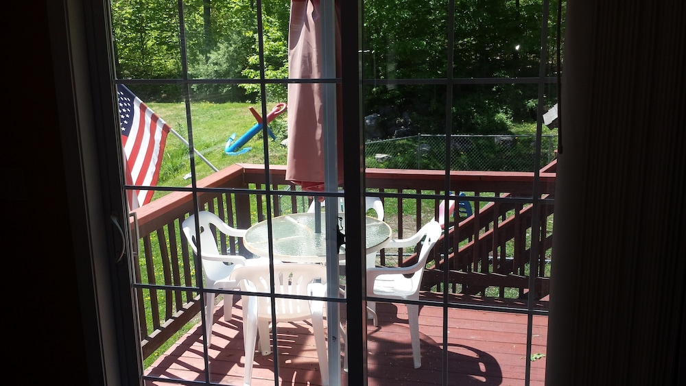 Weirs Beach Motel and Cottages - photo 38