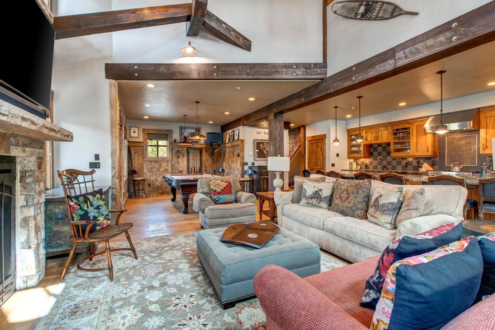 Best Location Steps to Main St Free City Bus to Deer Valley PC Resort Expansive 4 Bedroom Penthouse with Hot Tub BBQ PRH 685 by KBM Resorts - photo 18