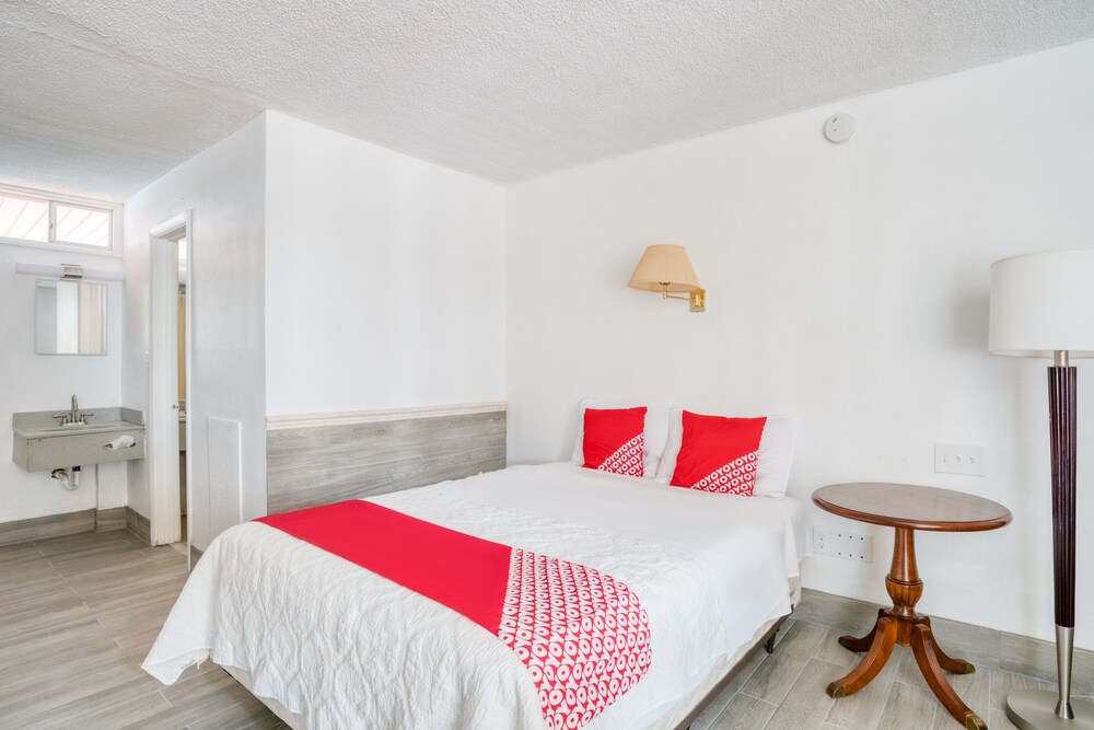 Extended Stay Greensboro - photo 11