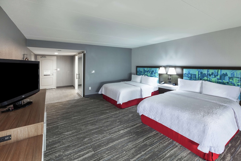 Hampton Inn & Suites Houston Bush Intercontinental Aprt - photo 19
