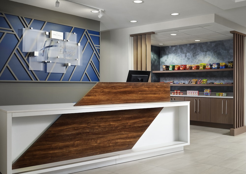 Holiday Inn Express Hotel & Suites Peru Lasalle Area by IHG - photo 59