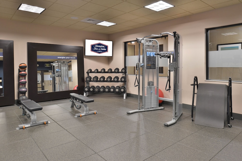 Hampton Inn & Suites Bend - photo 38