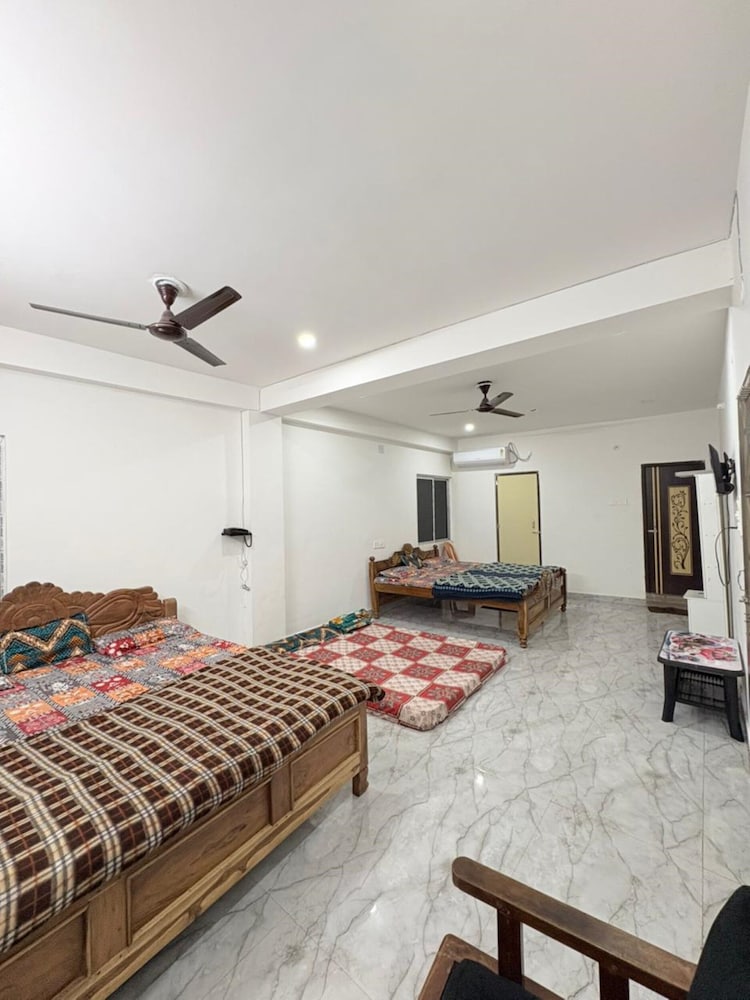 Deoghar Hotel shivay palace in Jasidih, India