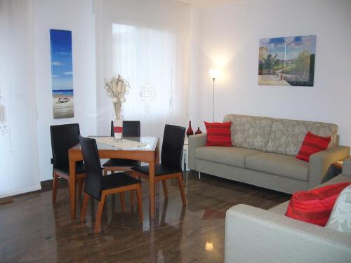 Aparthotel Feeling at Home — hotel in Castenaso