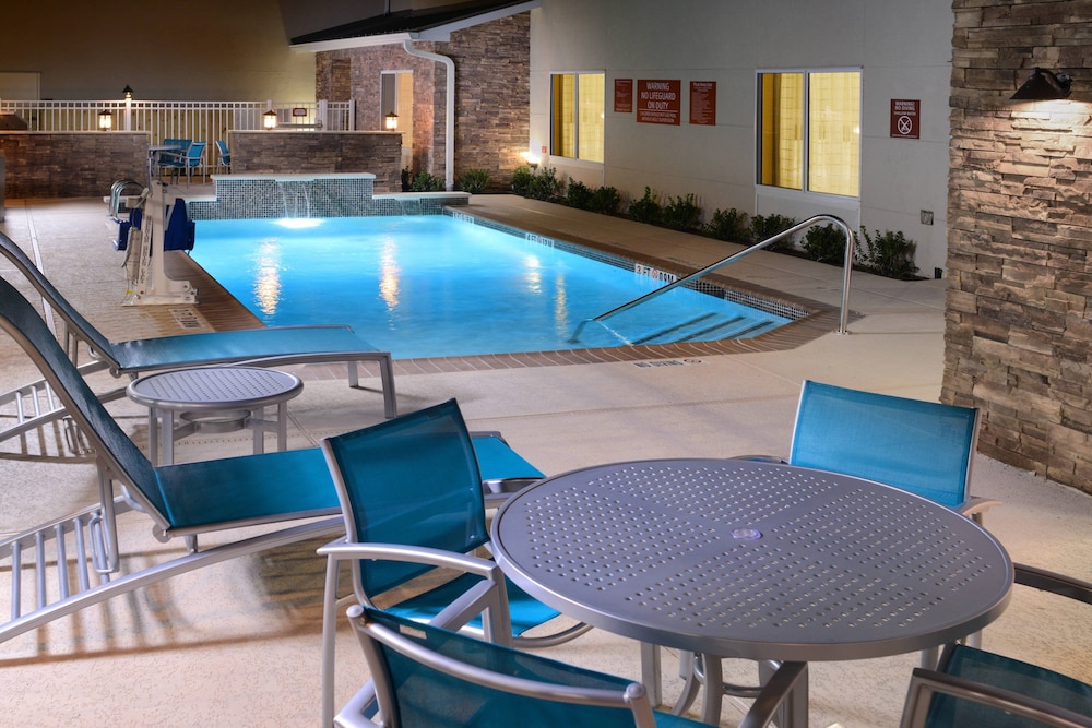 TownePlace Suites Houston Galleria Area - photo 28