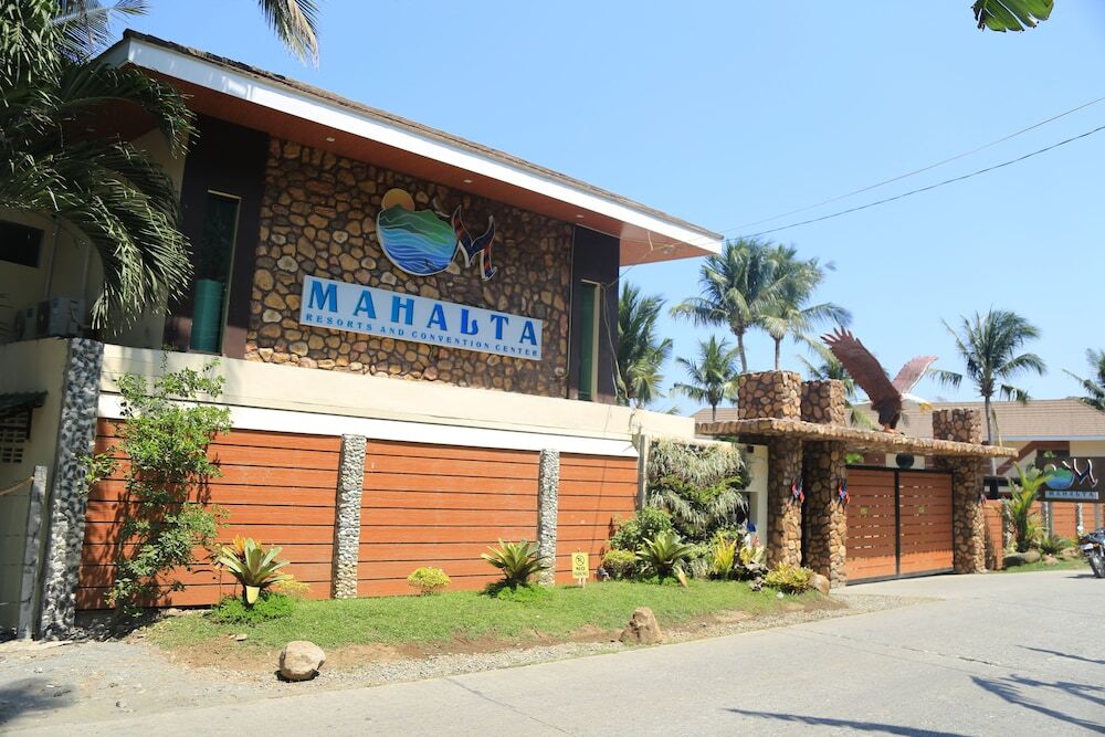 Mahalta Resorts and Convention Center — hotel in Calapan