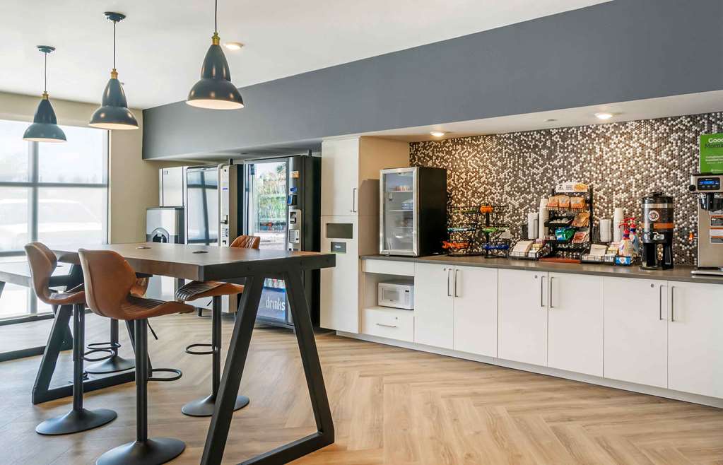 Extended Stay America Premier Suites Fort Myers Airport - photo 7