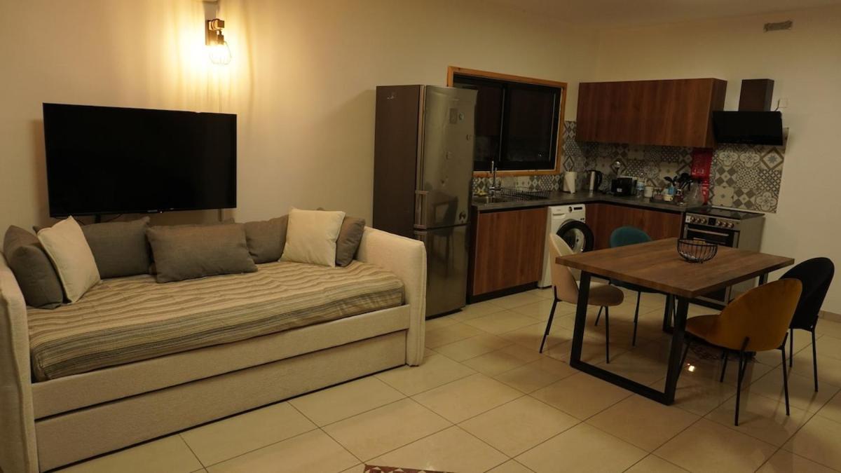 FLH Feel Like Home Modern 1 Bedroom Ground floor Apartment in Strovolos