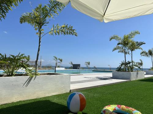 The Peninsula Resort — hotel in Mamburao