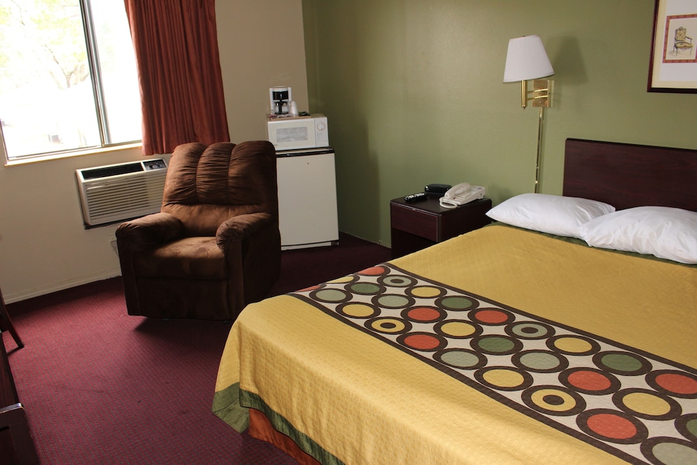 Knights Inn Albany - photo 3