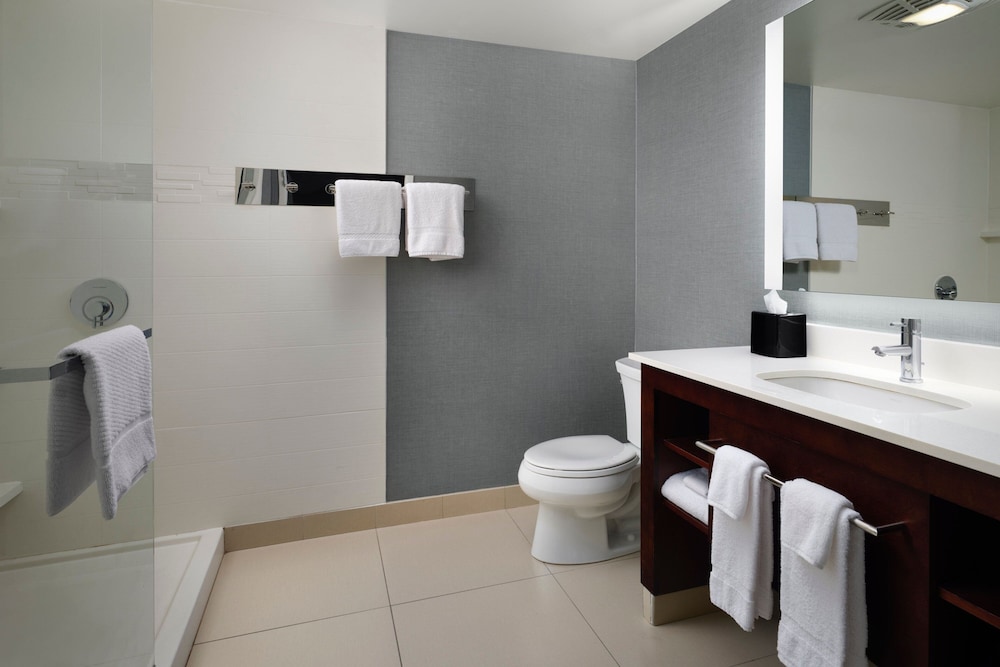 Residence Inn by Marriott Green Bay Downtown - photo 31