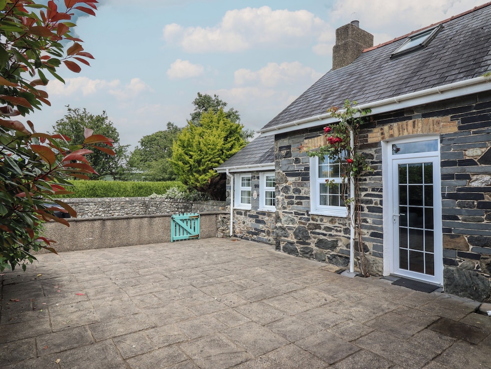 Bwthyn y Gwas in Tywyn, United Kingdom