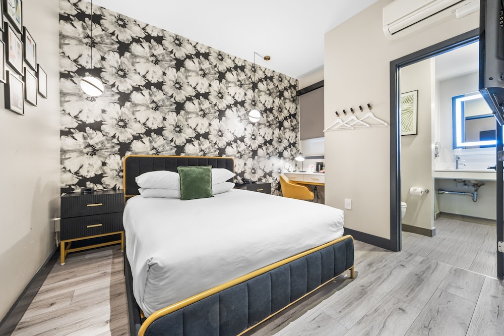 Hotel Epik - photo 16